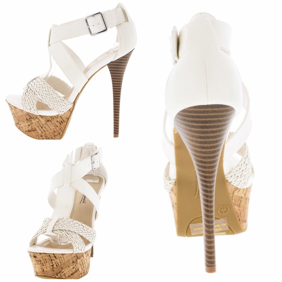 Anne Michelle Shoes - Sz8.5 NIB White Heels