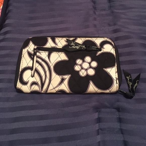 Vera Bradley wallet in Night and Day pattern - Picture 2 of 3