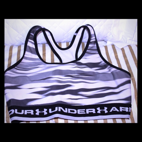 Under Armor Black/White Sports Bra