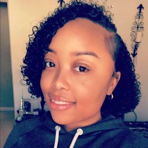 Meet your Posher, Kamaria