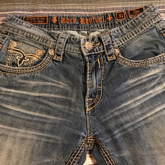Men' Rock Revival jeans 31