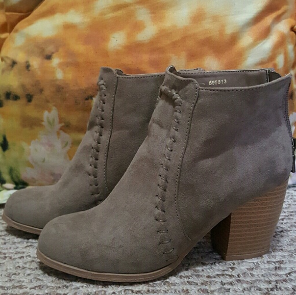 Grey high heel boot
