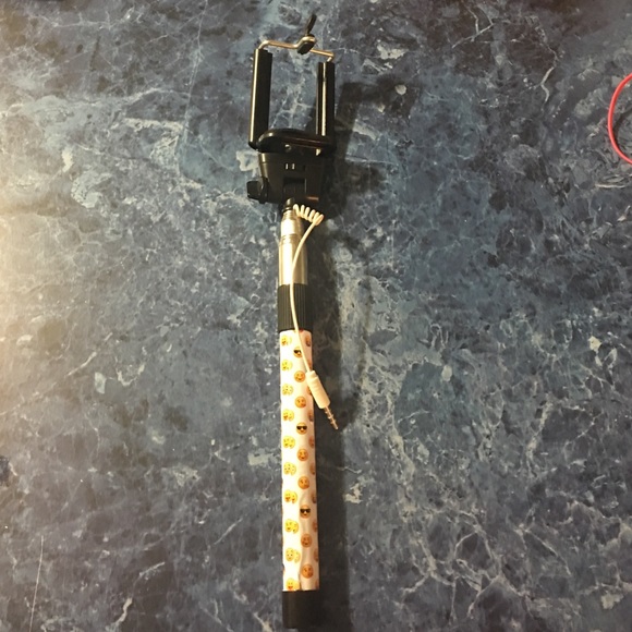 Selfie Stick with Emoji Prints