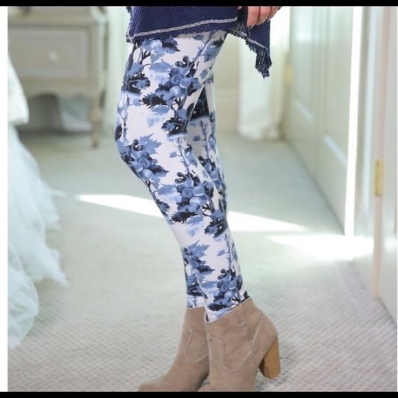 Soft comfy leggings/Jammie pants. NWT - Picture 2 of 2