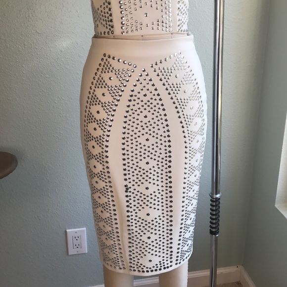 Studded crop and skirt - Picture 3 of 4