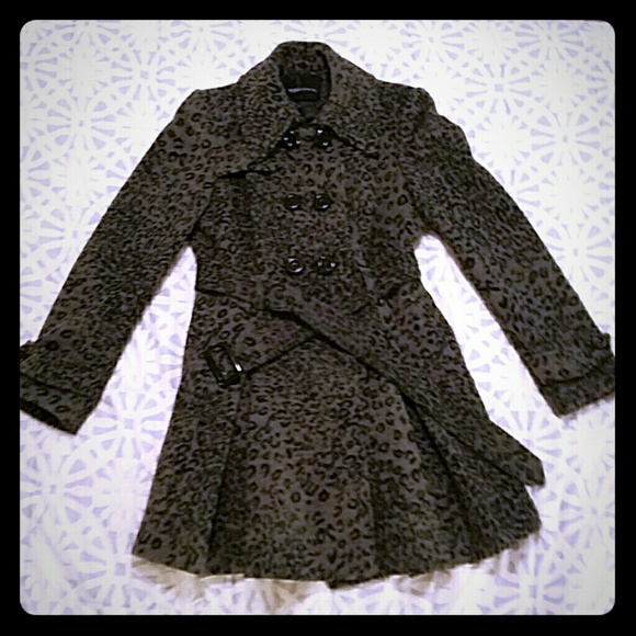 Leopard print vintage peacoat