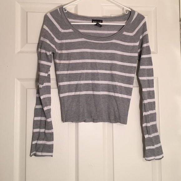 Long sleeved wet seal stripped shirt