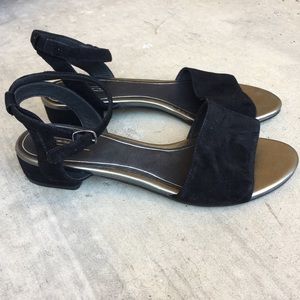 Size 11 Black Vagabond Banks Suede Sandals