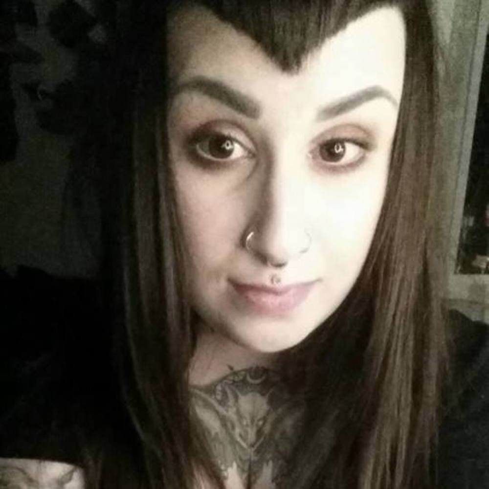 Meet your Posher, Stephany