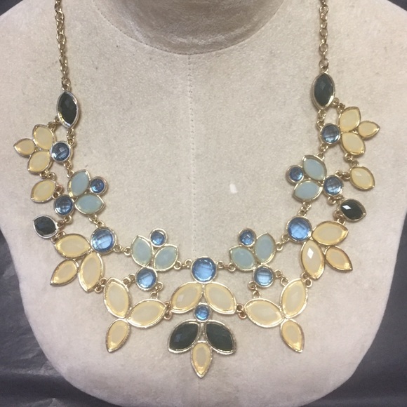 Gorgeous Statement Necklace