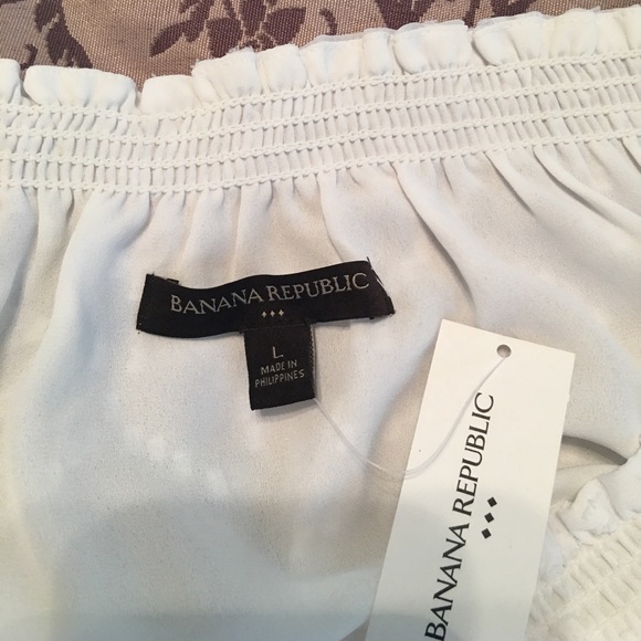 NWT Banana Republic off the shoulder blouse - Picture 3 of 3
