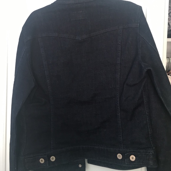 Levi's jacket! - Picture 3 of 3