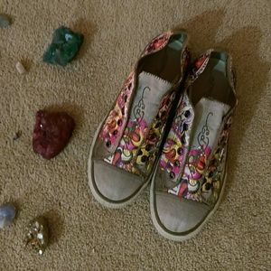 💰MAKE OFFER💰 Ed Hardy Slip on Sneakers Sz8