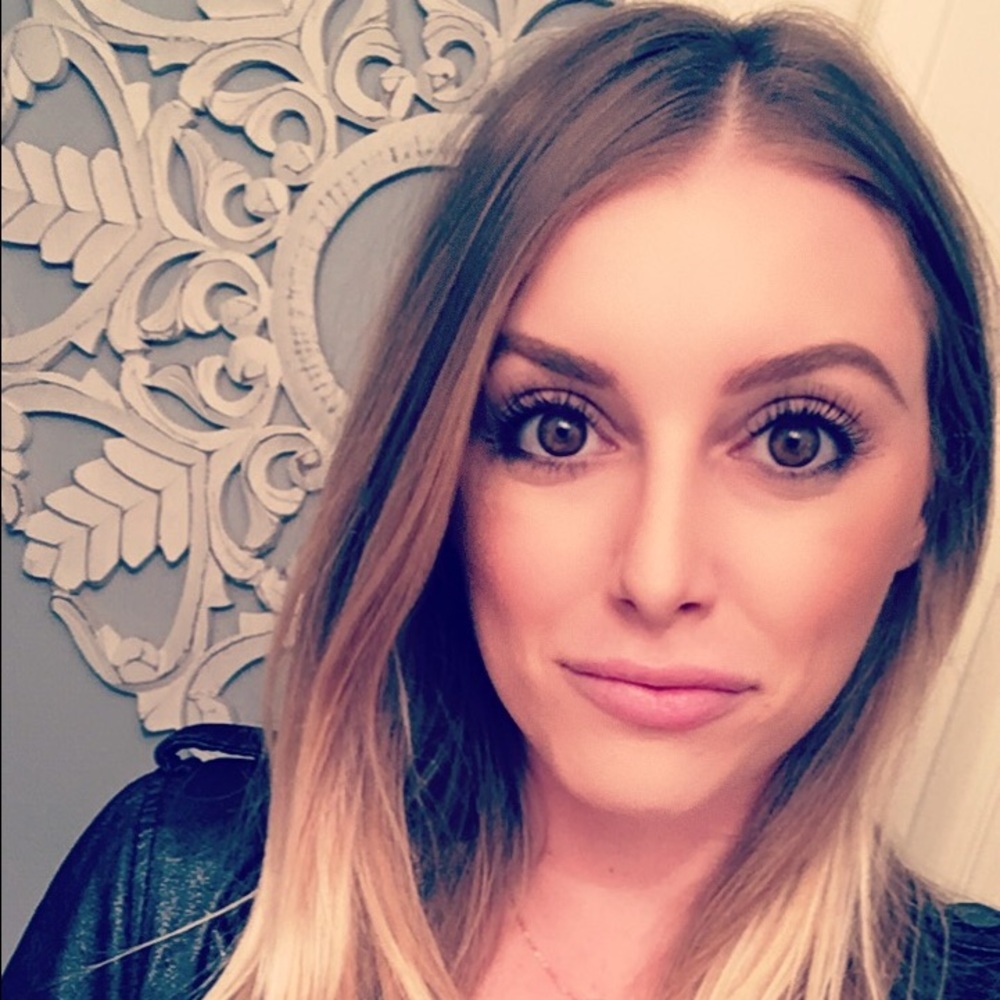 Meet your Posher, Christina