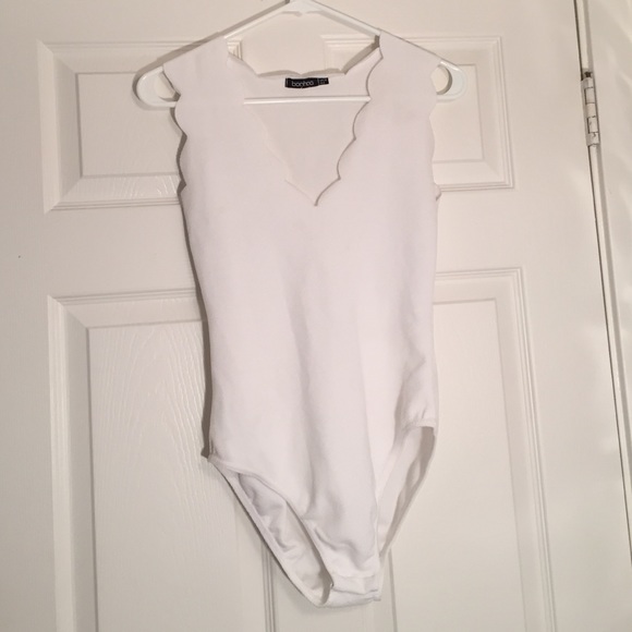 WILL BARGAIN Boohoo white leotard!