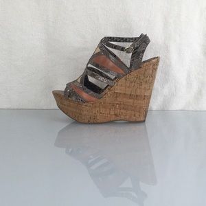 Jessica Simpson Wedges
