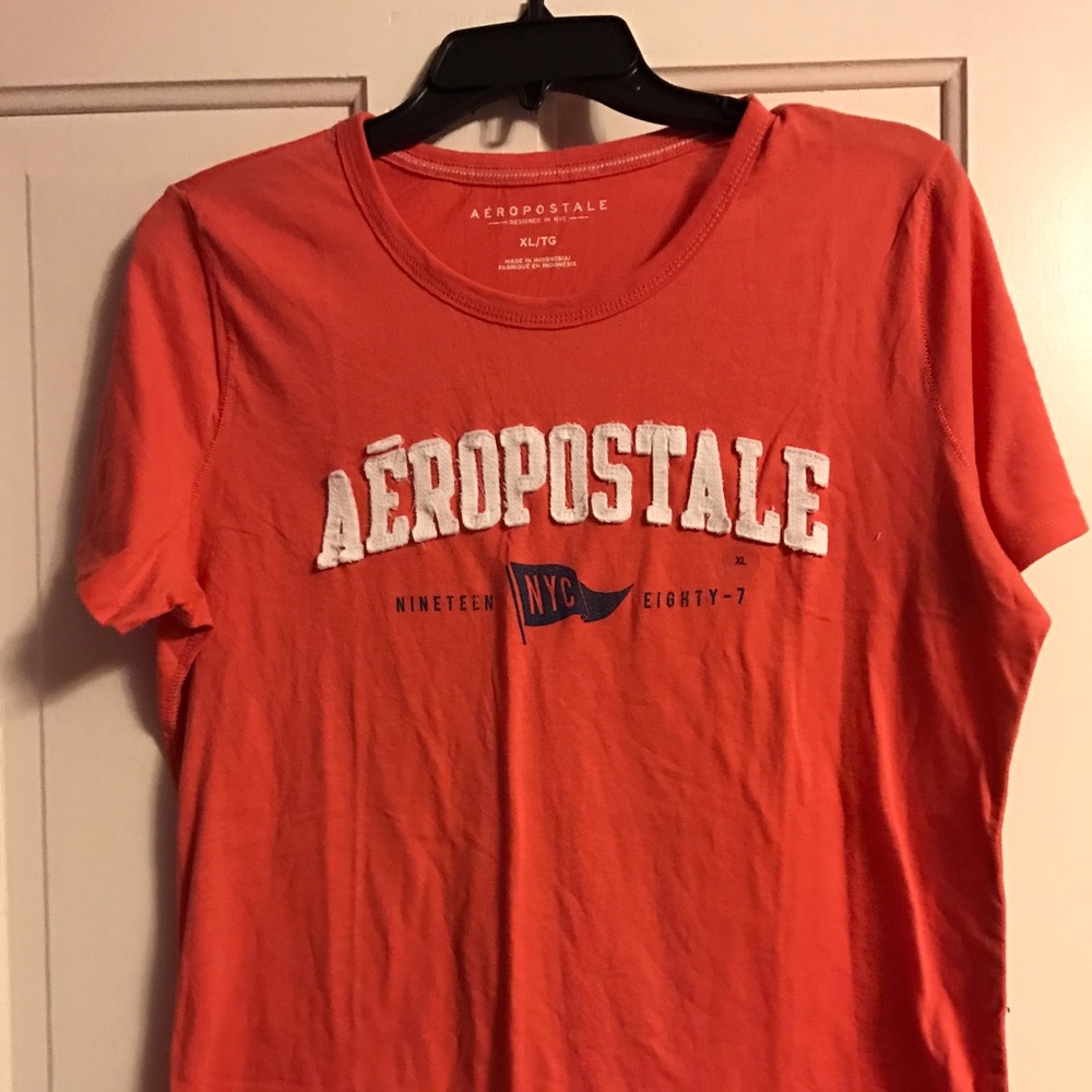 XL Coral/Peach Aeropostale T shirt.