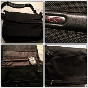 Tumi messenger laptop bag