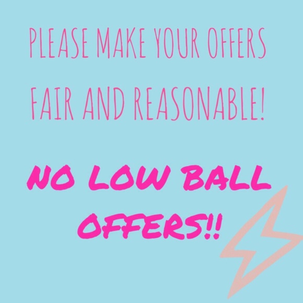 Please no low ball offers. Thanks 😊