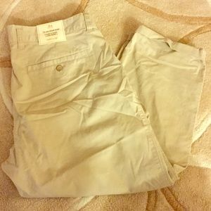 "The Girlfriend Khaki" Capris by Gap