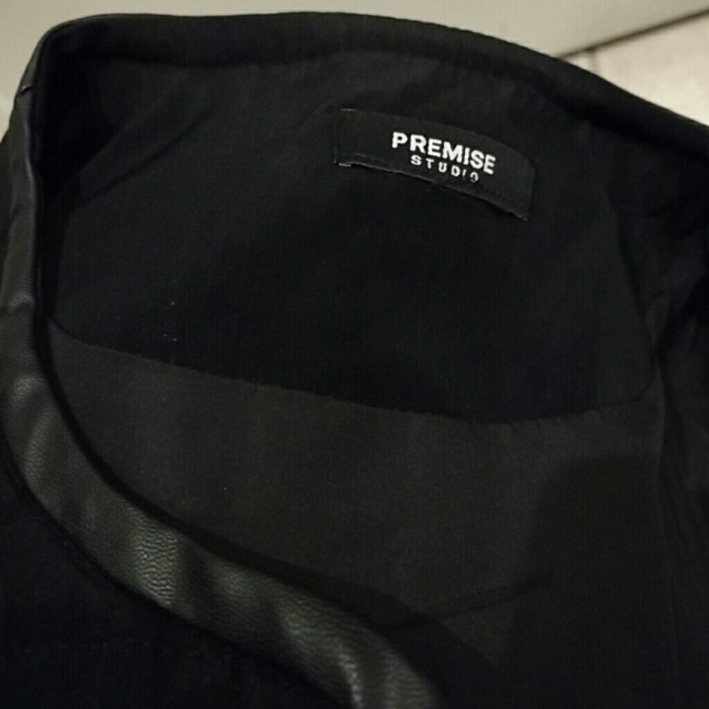 Jacket - Picture 2 of 3