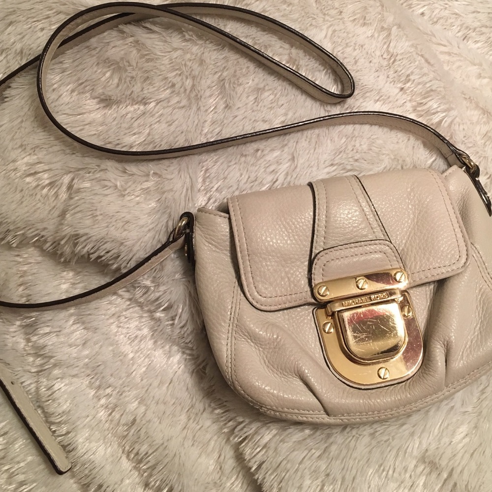 Michael Kors crossbody purse