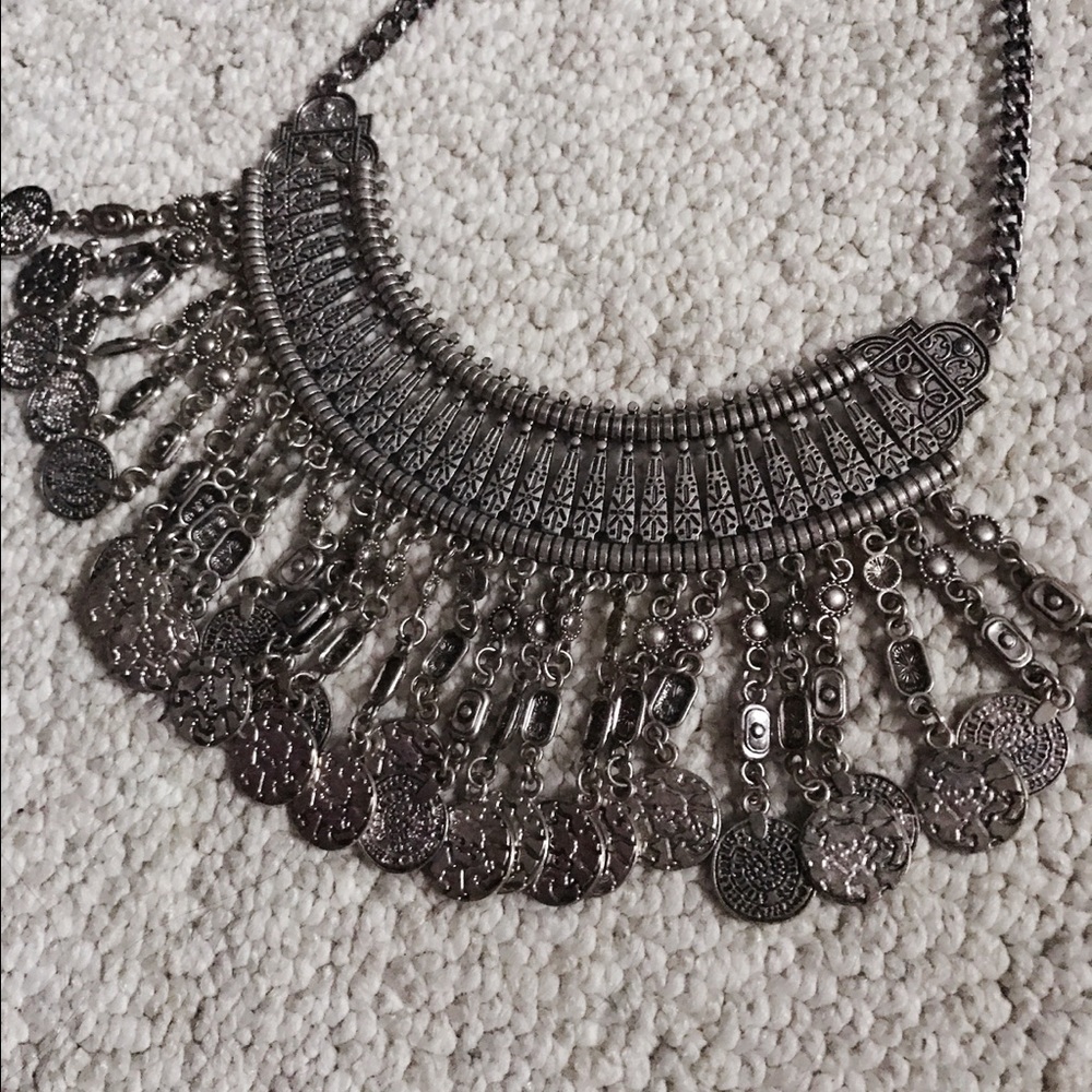 Statement necklace - Picture 2 of 3