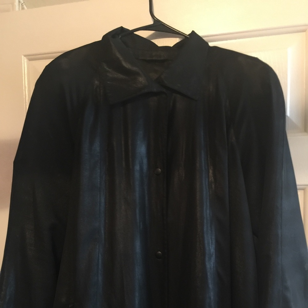 ⚡️⚡️ All weather black coat (Re sale item)
