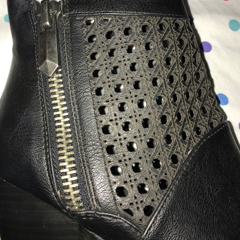 Charlotte Rousse booties! - Picture 3 of 4