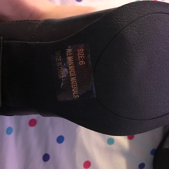 Charlotte Rousse booties! - Picture 4 of 4