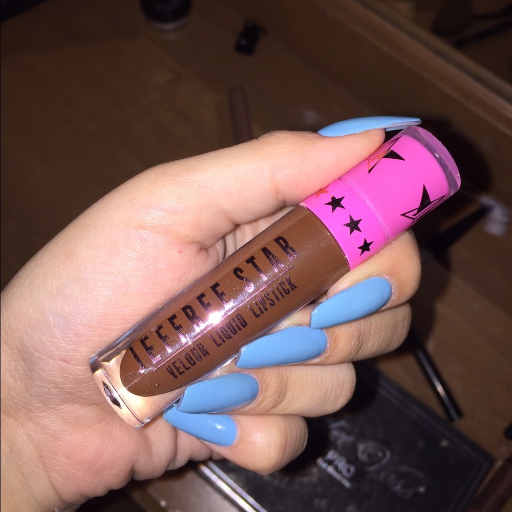 Dominatrix by jeffree star✨