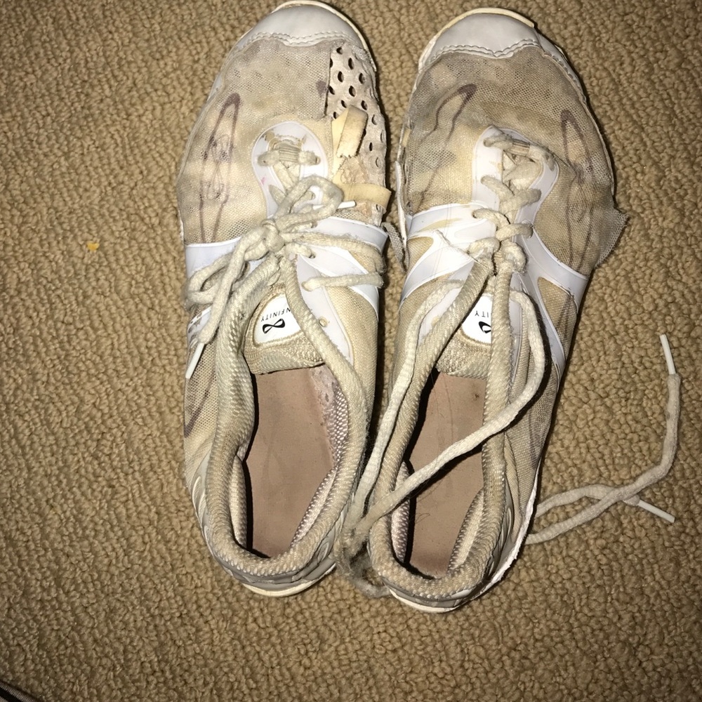 Nfinity Vengeance Cheer shoes
