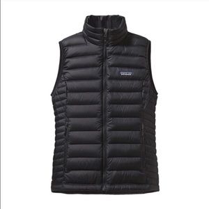 Black patagonia down vest size large