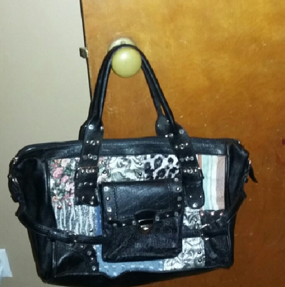 Beautiful shoulder bag