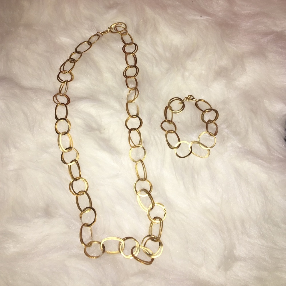 Necklace & bracelet