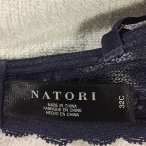 Women's march Sale!!! Mayor I Lou and. Chantelle