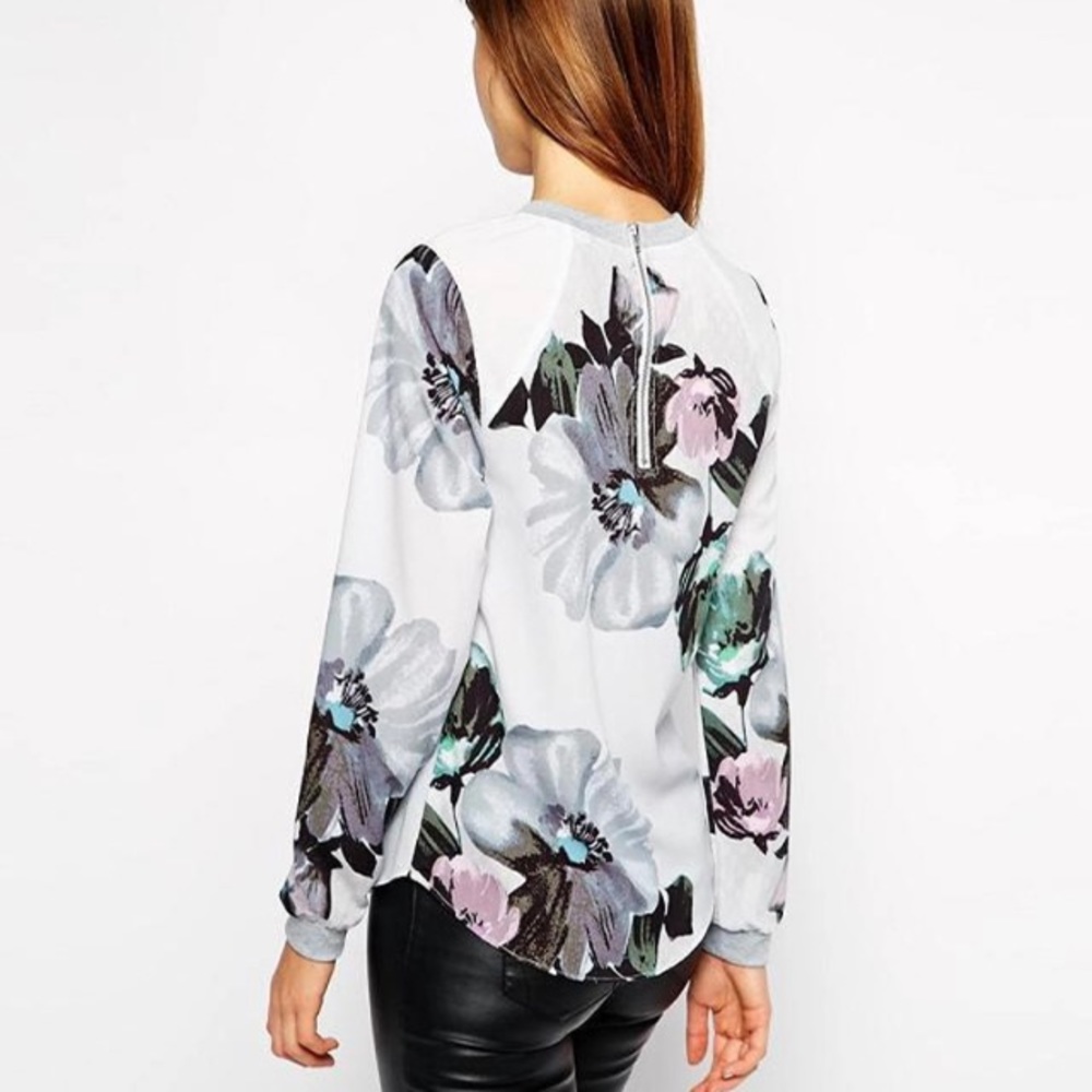 ๐ปlast one๐ปBeautiful Chiffon Top - Picture 2 of 4