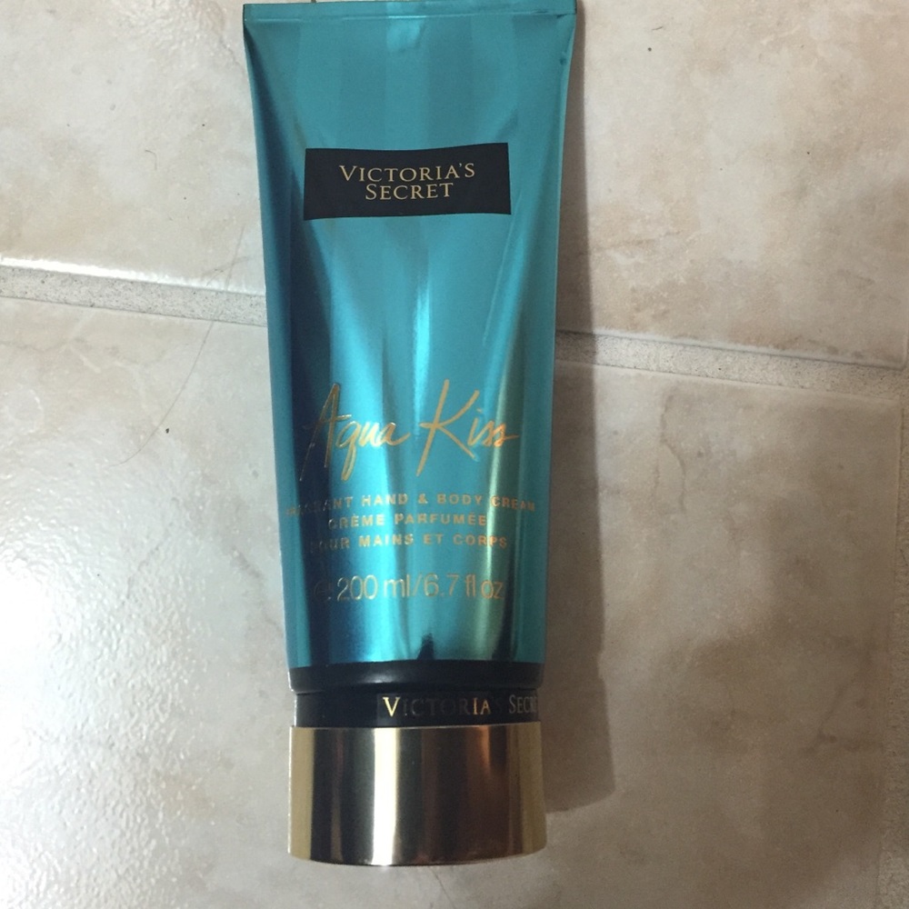 Victoria secret Aqua kiss hand and body cream