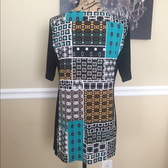 Color-block Tunic - Picture 3 of 4