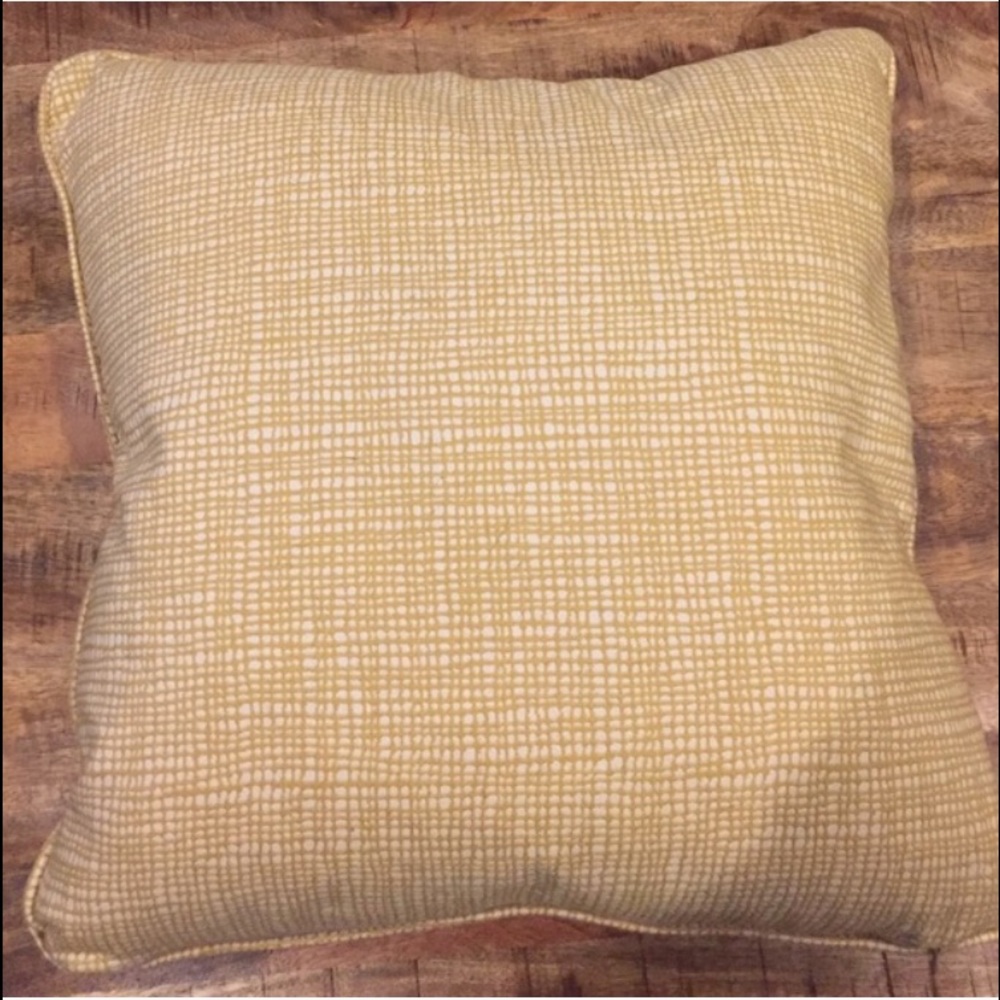 Throw pillow