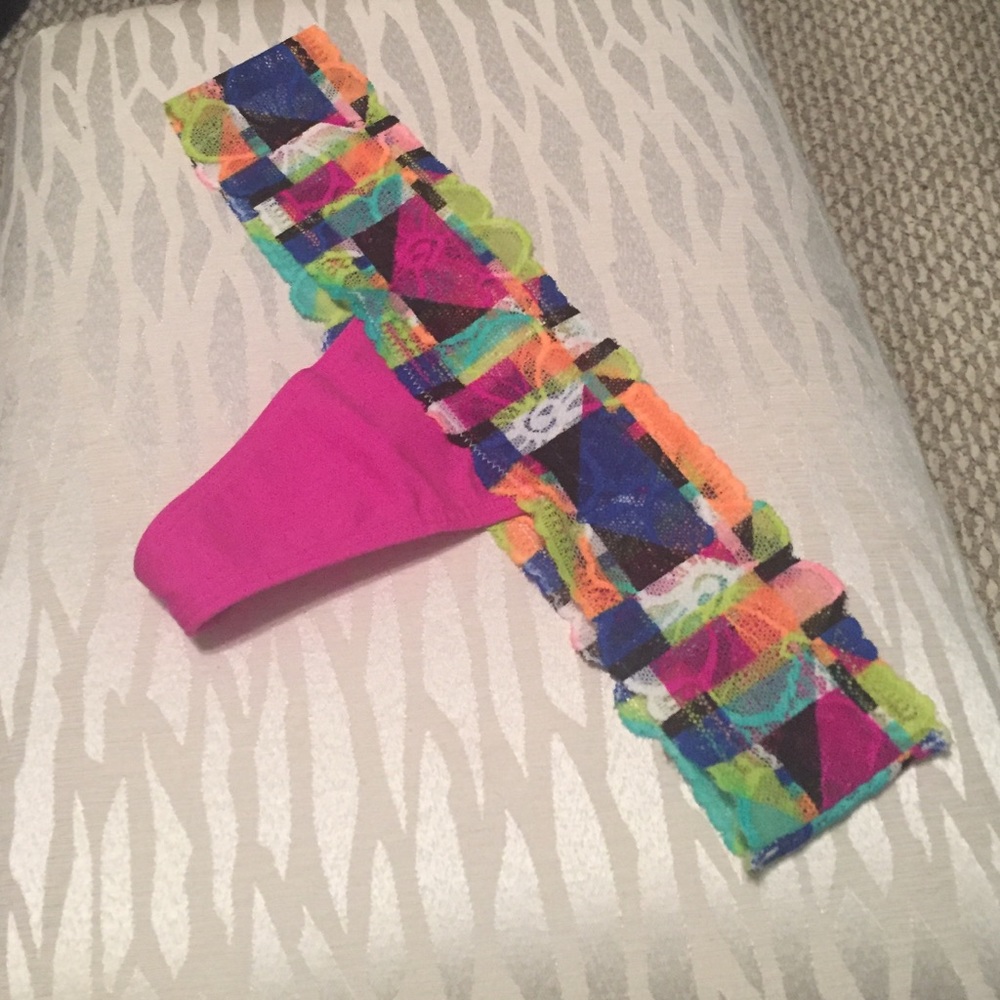 Victoria's Secret PINK Thong NWT