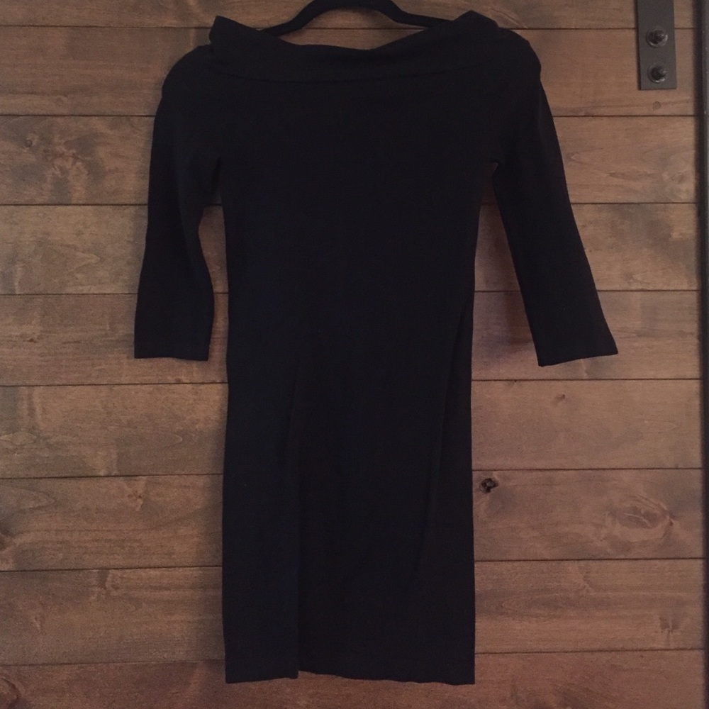 Off the shoulder bodycon dress