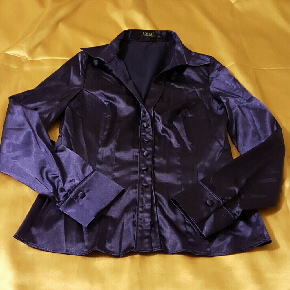 Rosati by Lucia Rosati button long sleeves shirt.