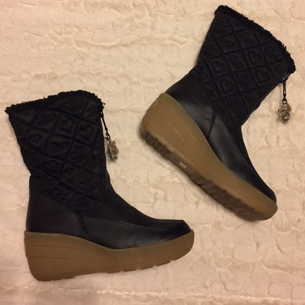 Juicy Couture Snow Boots