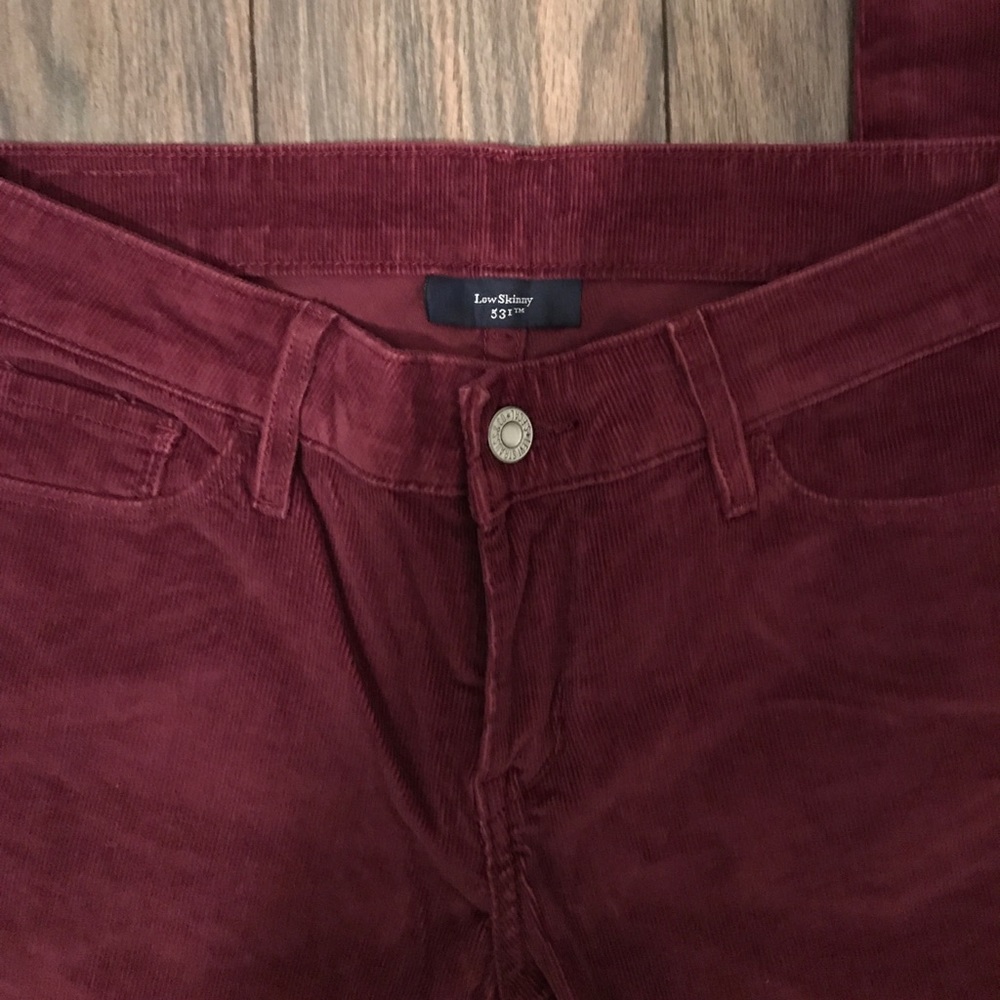 Levi - merlot red - straight leg - corduroy -size2 - Picture 3 of 4