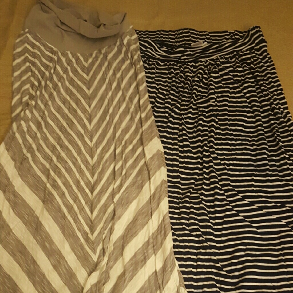 Maternity maximum skirts size s/m