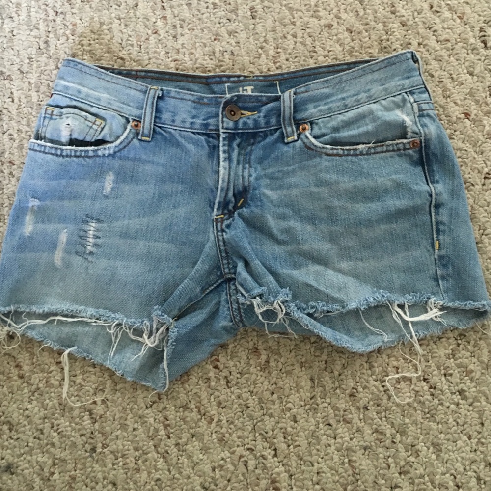 Blue-jean shorts
