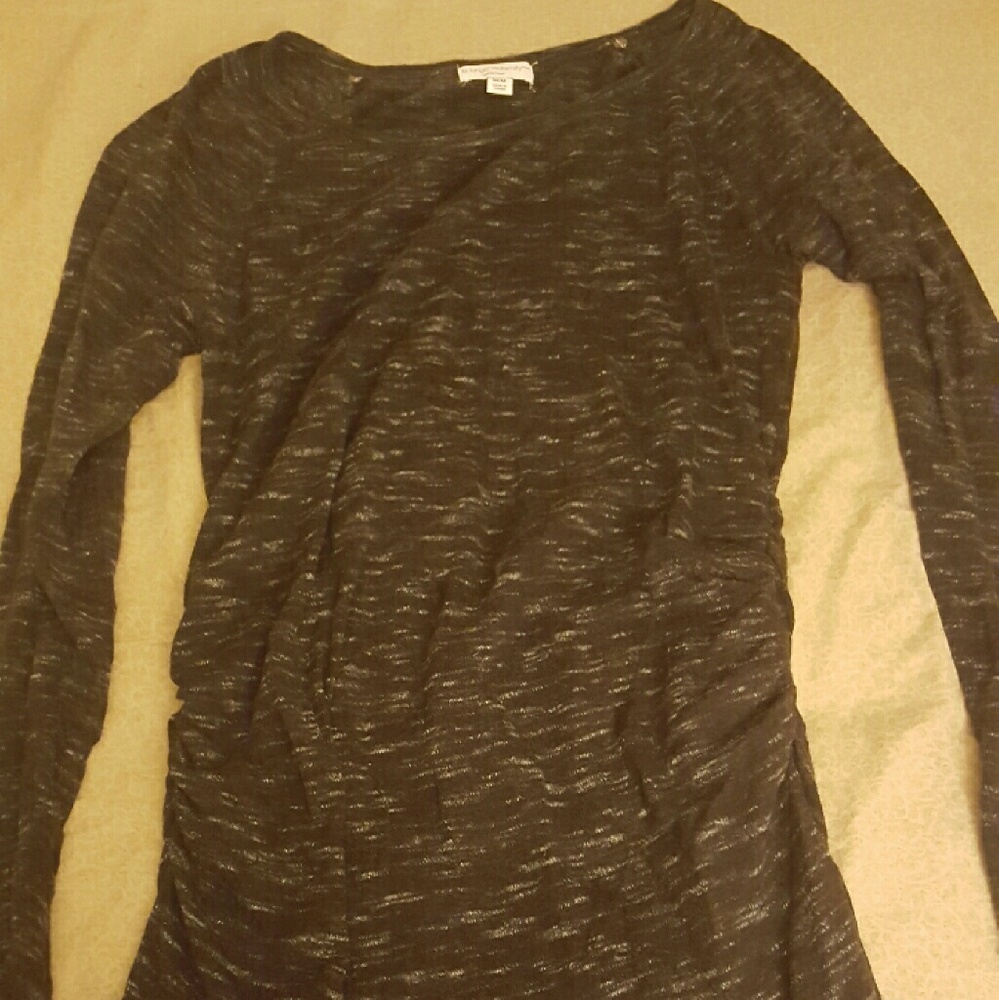 Liz lange maternity sweater size medium