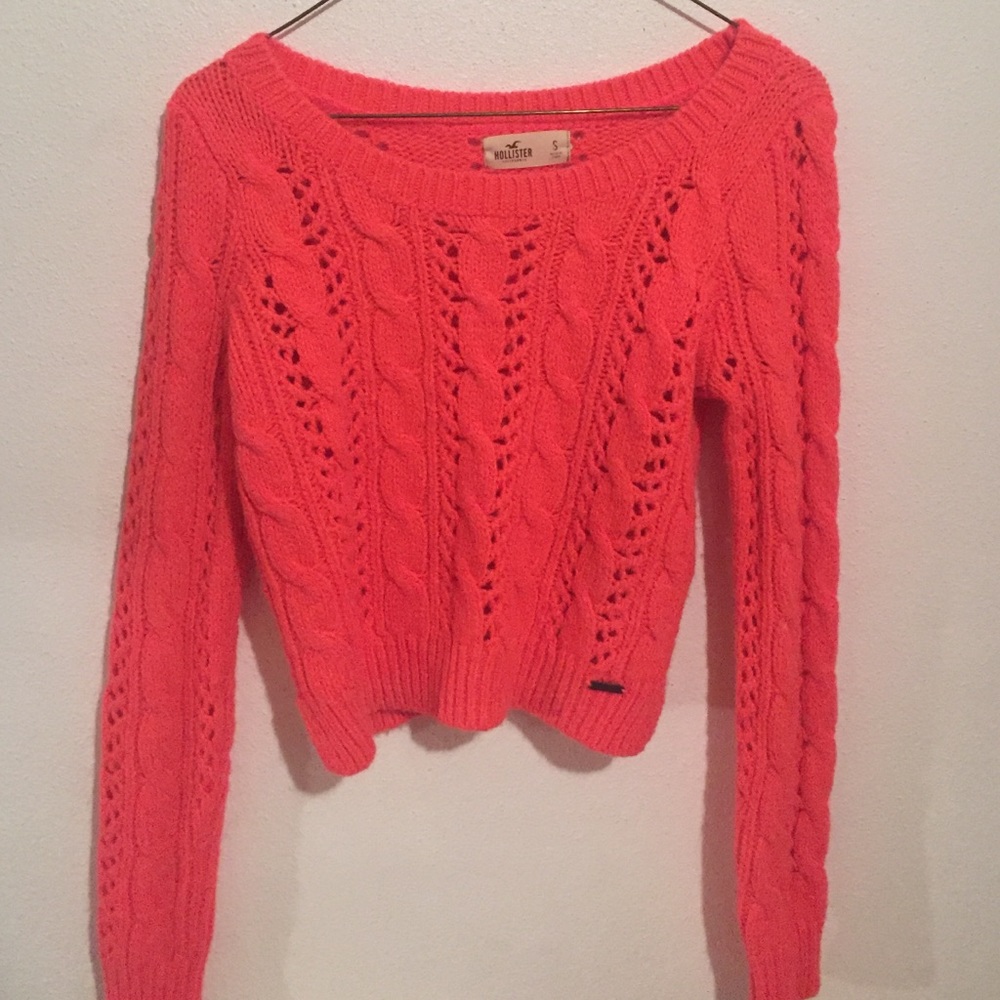 Crop top/ Sweater