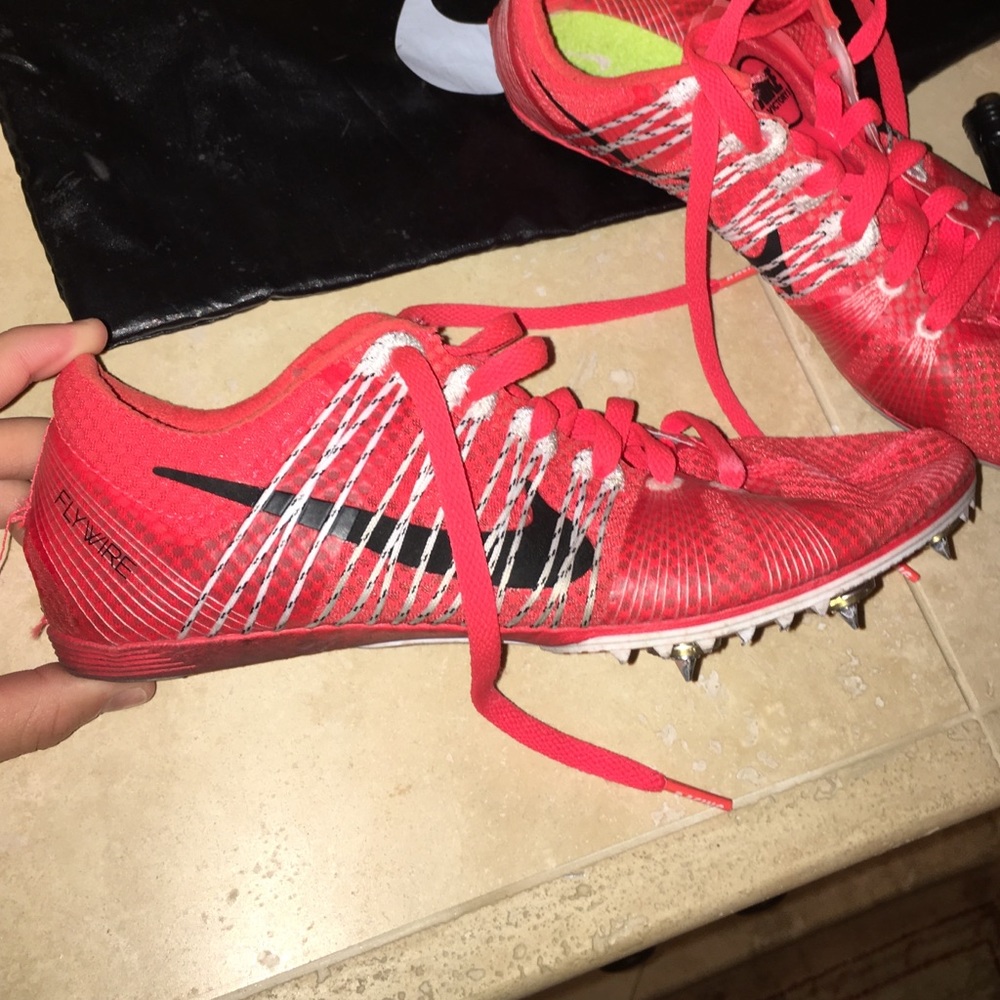 nike fly victory tight fit